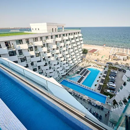 Blue Seven In Infinity Mamaia